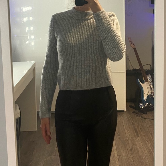 Aubainerie gray sweater very soft - Picture 3 of 5